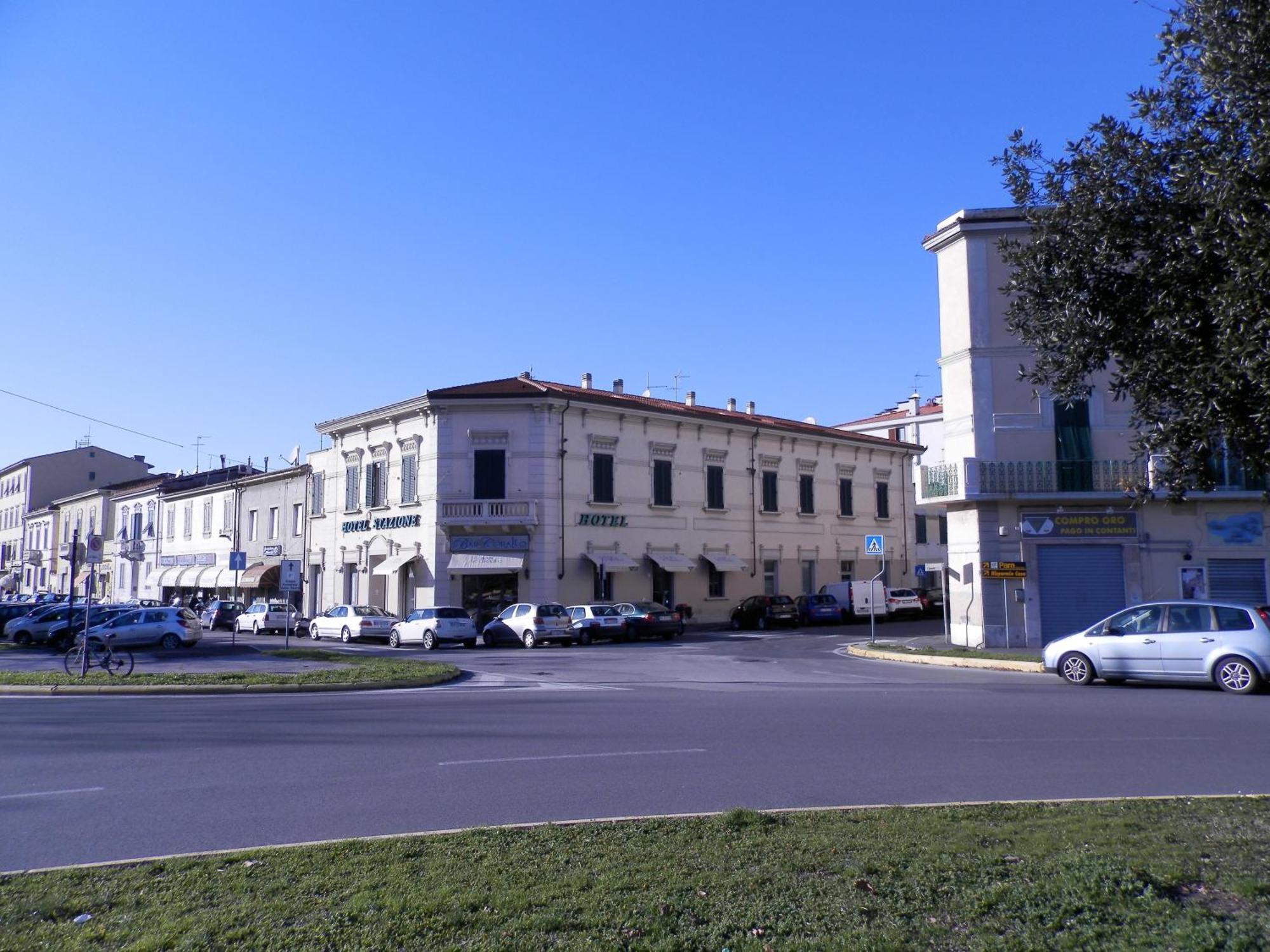 ליבורנו Hotel Stazione מראה חיצוני תמונה