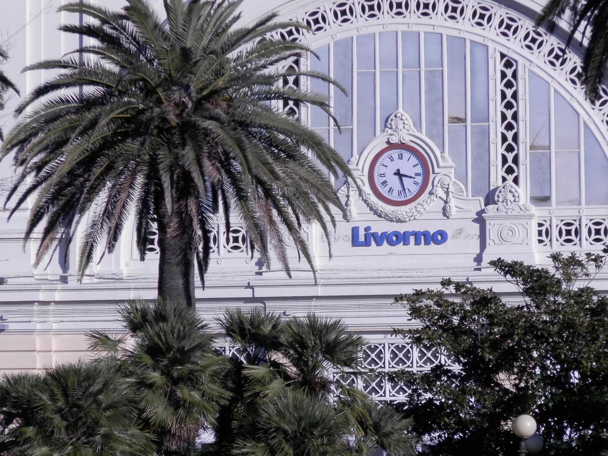 ליבורנו Hotel Stazione מראה חיצוני תמונה